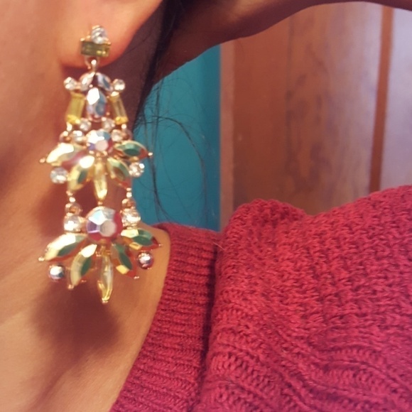 Rose gold statement earrings new - Picture 2 of 3